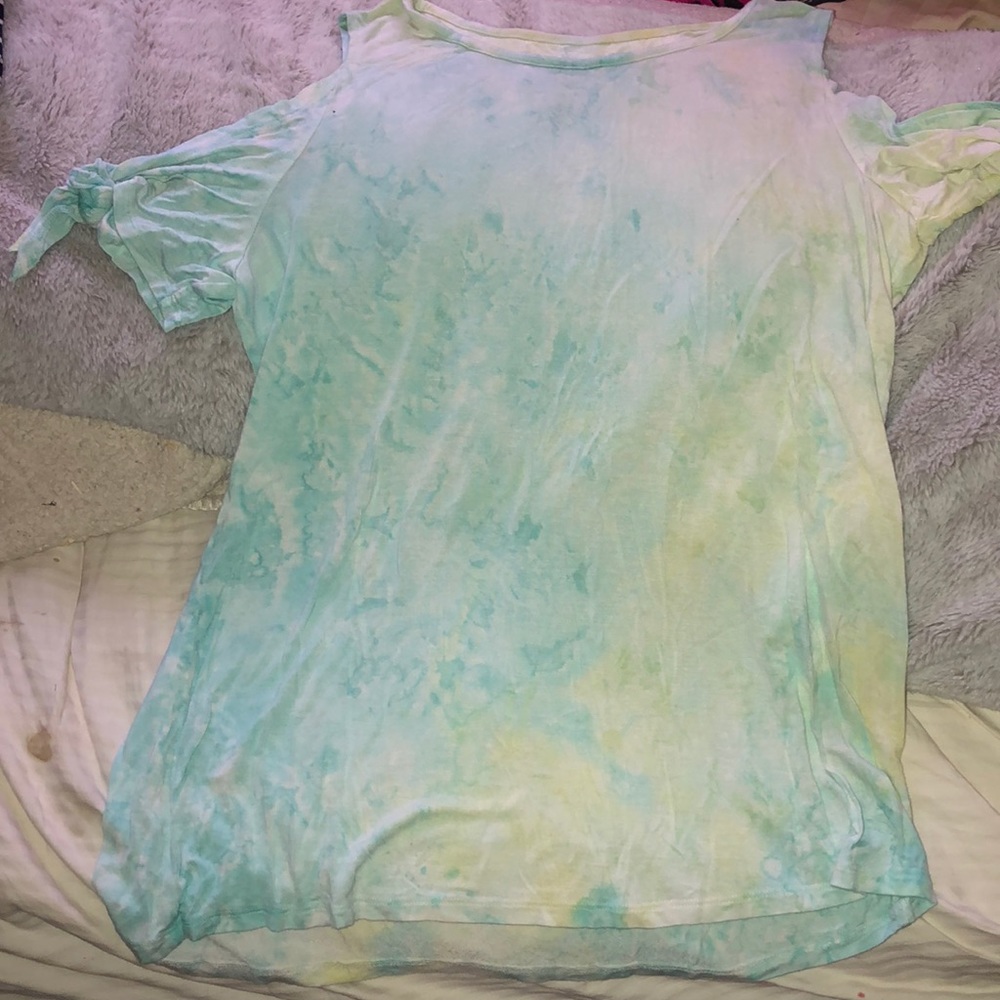 Short sleeve shirt